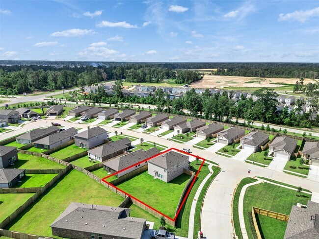 Building Photo - 921 Capracotta Dr