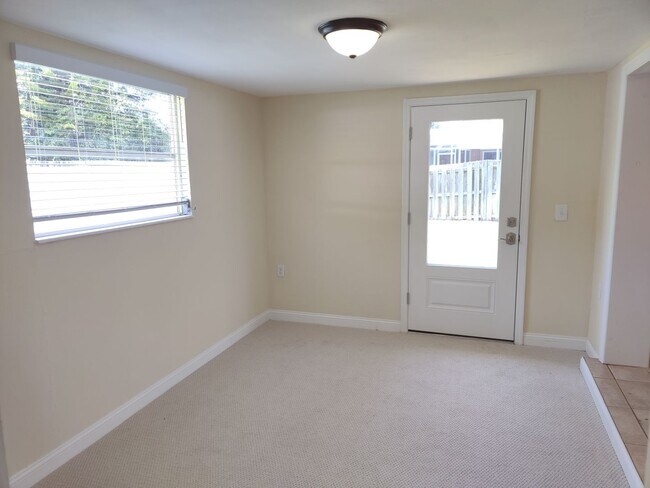 Building Photo - 2551 Yucca Rd