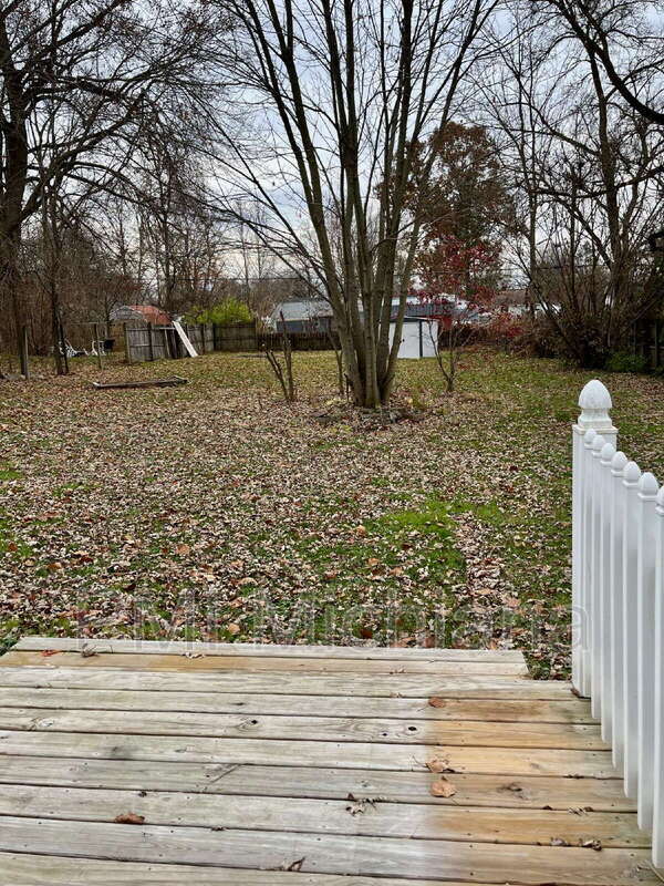 Building Photo - 19770 Kern Rd