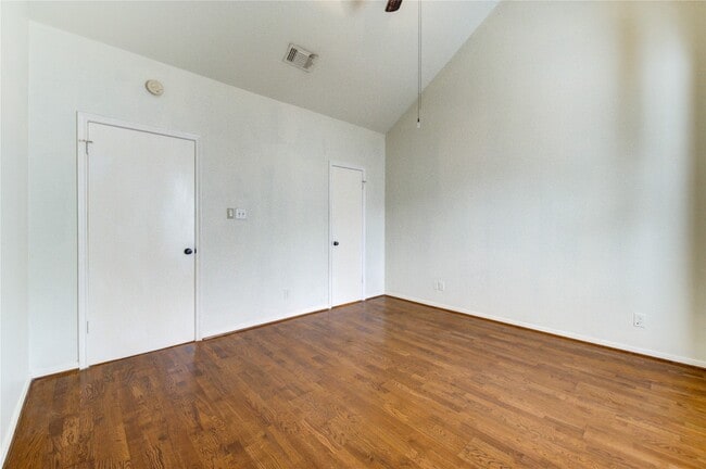 Building Photo - 4144 Greystone Way