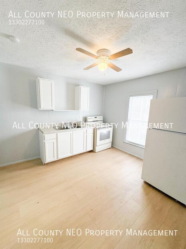 Building Photo - 911 Fulton Rd NW