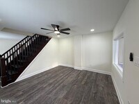 Building Photo - 197 Main St