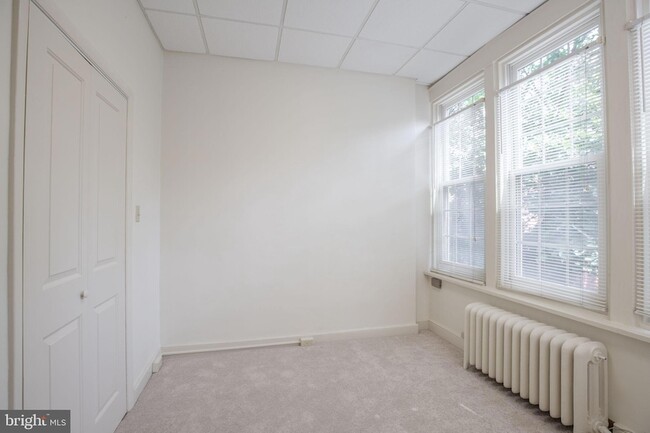 Building Photo - 109 N Lime St