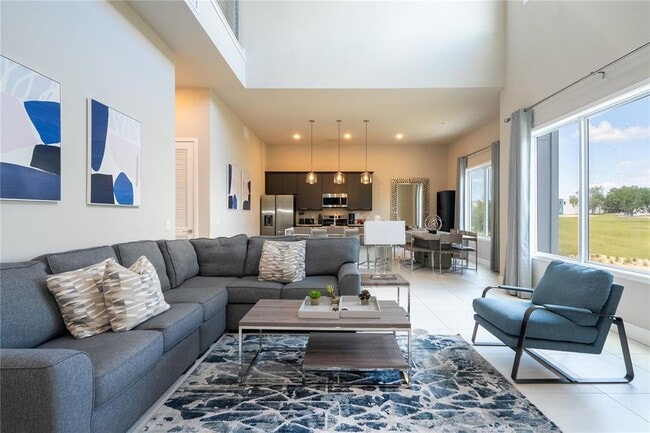 Building Photo - 7740 Sandy Ridge Dr