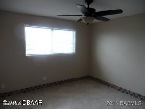 Building Photo - 3600 S Peninsula Dr