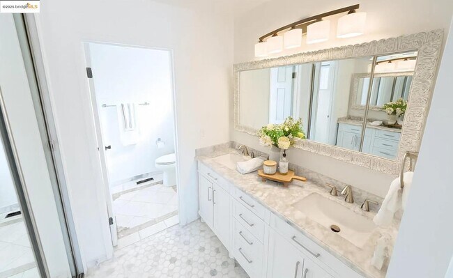 Building Photo - 301 Discovery Bay Blvd