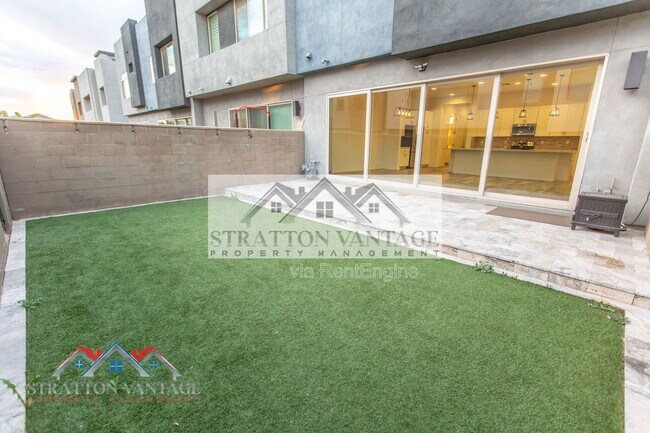 Building Photo - 1953 W Kinfield Trail