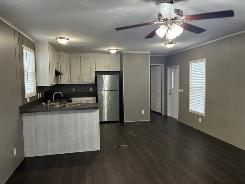 Building Photo - 4842 SW Topeka Blvd