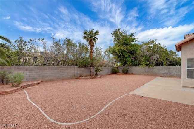 Building Photo - 9037 Trumpet Ct