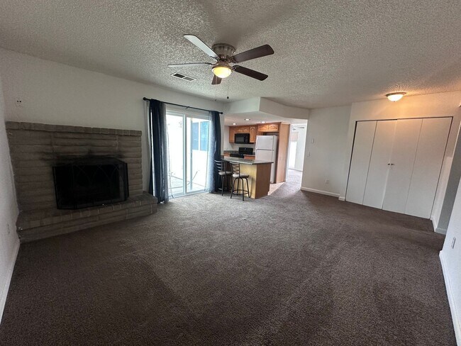 Building Photo - Lemooore home coming soon!