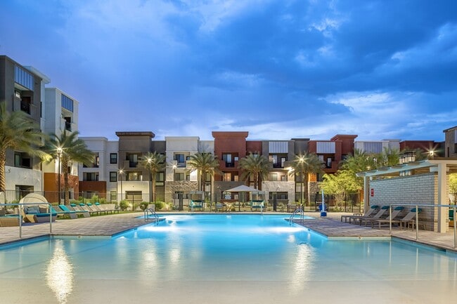 Building Photo - Marquis at Chandler