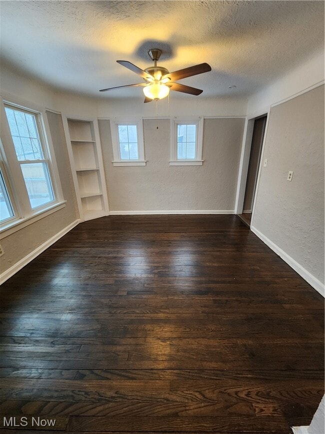 Building Photo - 2335 Allison Rd