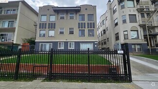 Building Photo - 1400 Lakeshore Ave