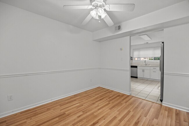 Building Photo - 1148 Willow Green Dr