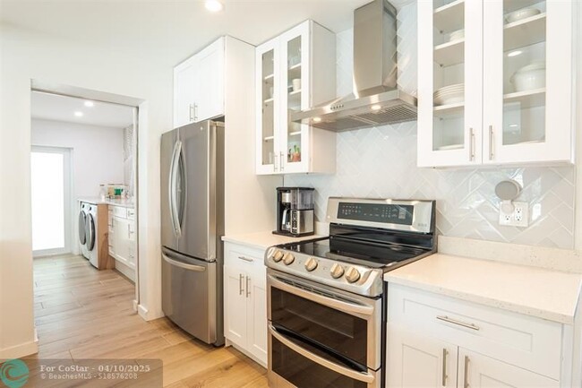 Building Photo - 633 Ocean Inlet Dr