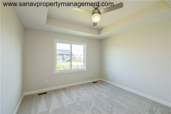 Building Photo - "Exquisite 3-Bedroom Oasis: A Prime Rental Home Near Good Schools and Dining"