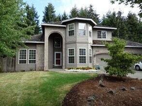 Building Photo - 16655 SW Springwater Ct