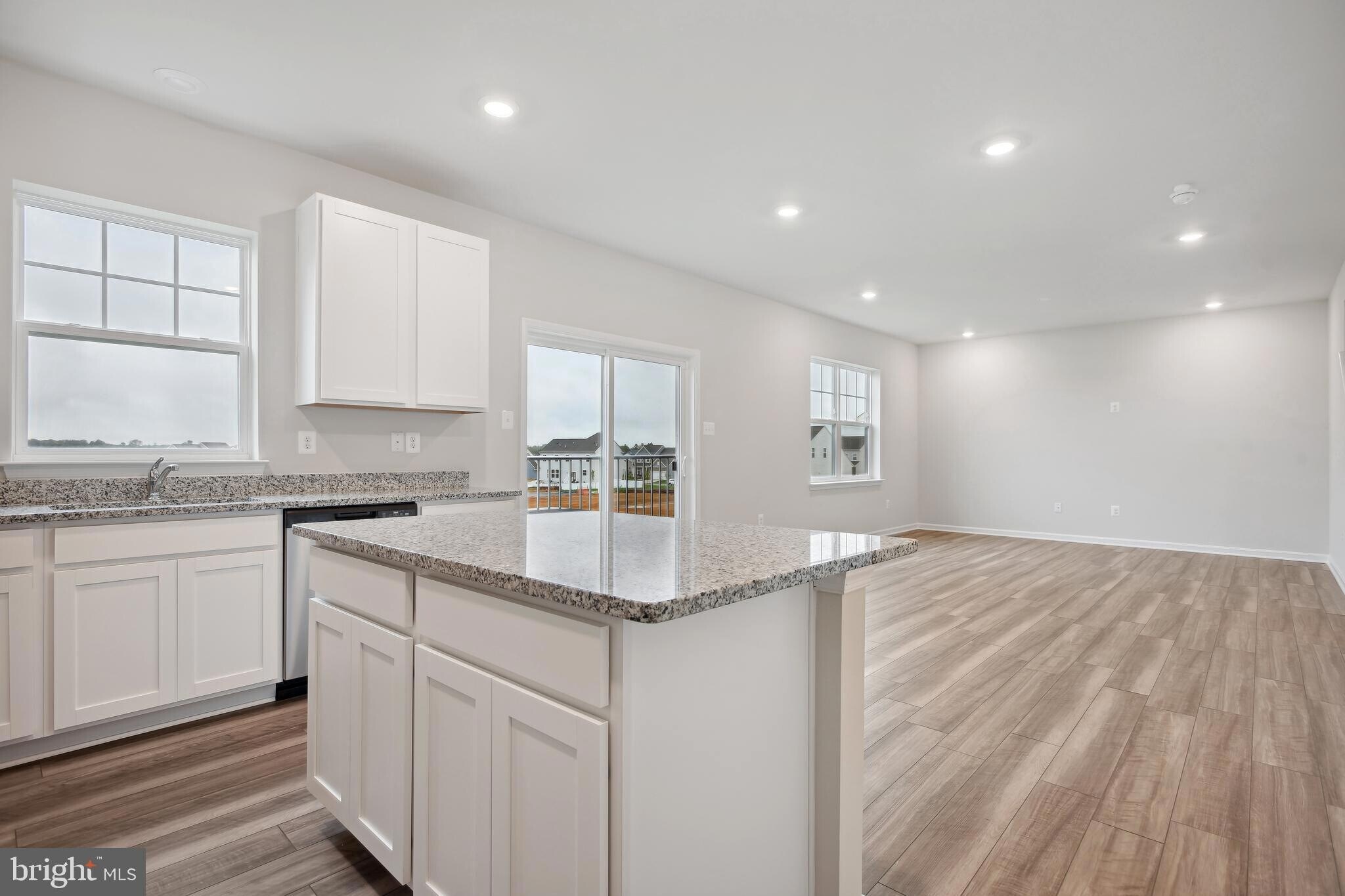 Building Photo - 121 Solstice Way