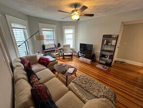 Building Photo - 305 Highland Ave #2 Somerville MA 02144
