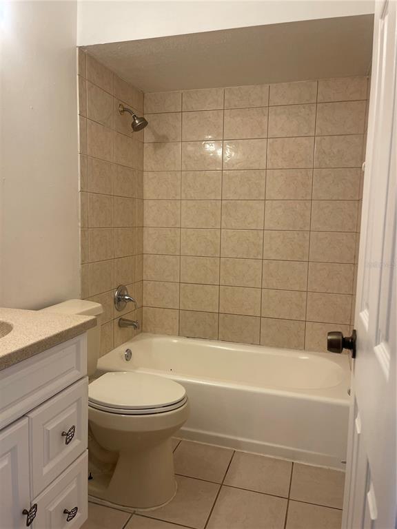 Building Photo - 1618 Bobolink Ln