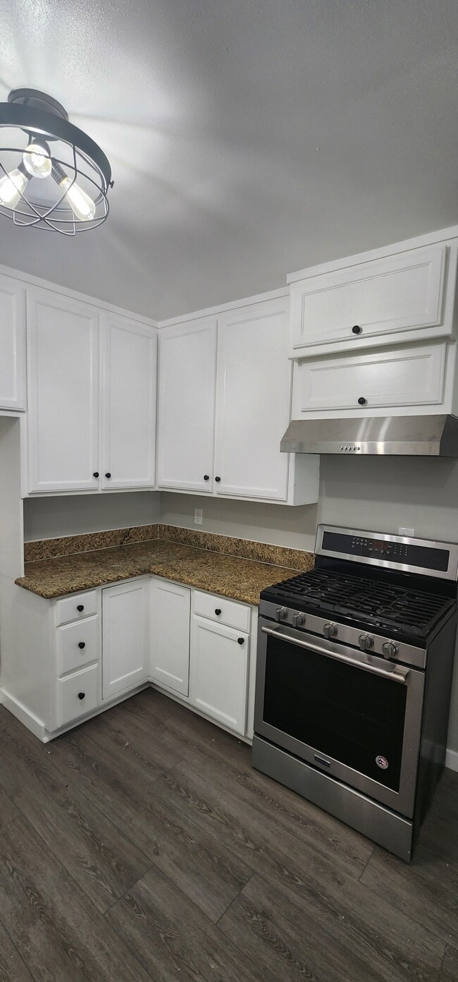 Building Photo - 3514 Leroy St