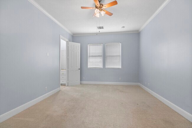 Building Photo - 4626 Braeburn Dr