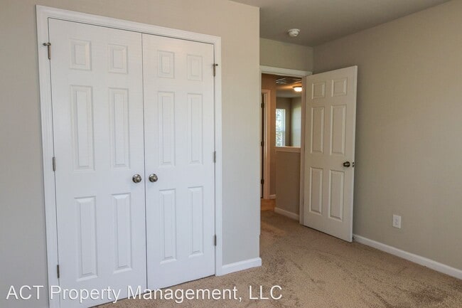 Building Photo - 3 br, 2.5 bath House - 759 Dayflower Court