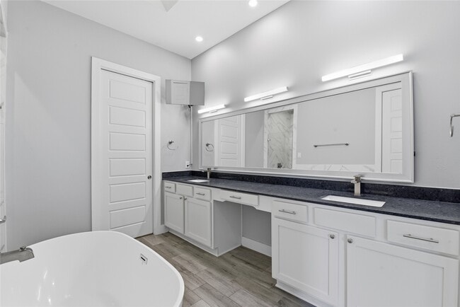 Building Photo - 1709 Cedrocanna Ln