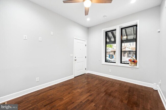 Building Photo - 5022 Arch St