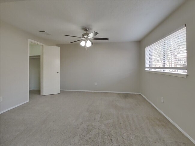 Building Photo - 20203 Fox Haven Ln