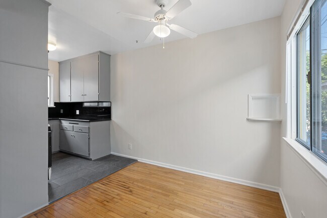 Building Photo - 4820 Inglewood Blvd