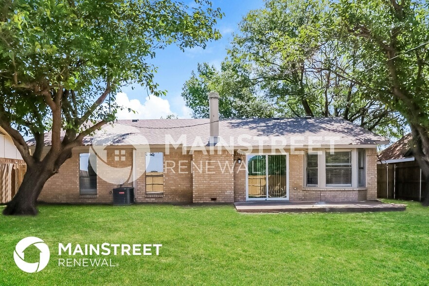 Building Photo - 4710 Green Hollow Dr