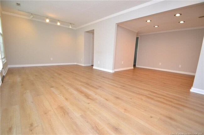 Building Photo - 3111 Morningside Dr