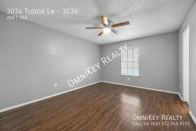 Building Photo - 3034 Tudor Ln