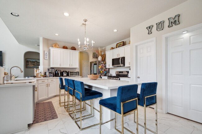 Building Photo - 24514 San Pellino Dr