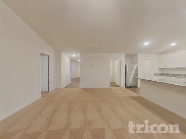 Building Photo - 202 Sundew Rd