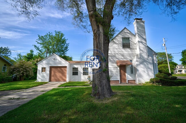 Building Photo - 1401 N Ballenger Hwy