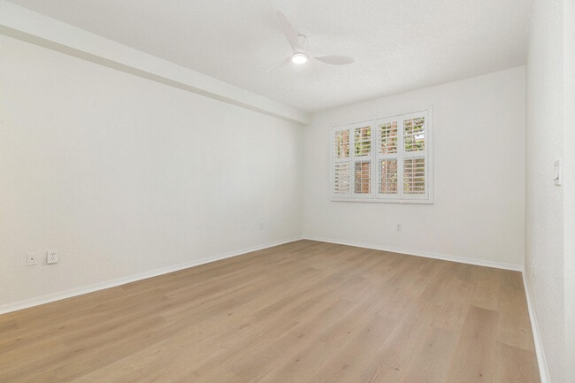 Building Photo - 1805 N Flagler Dr