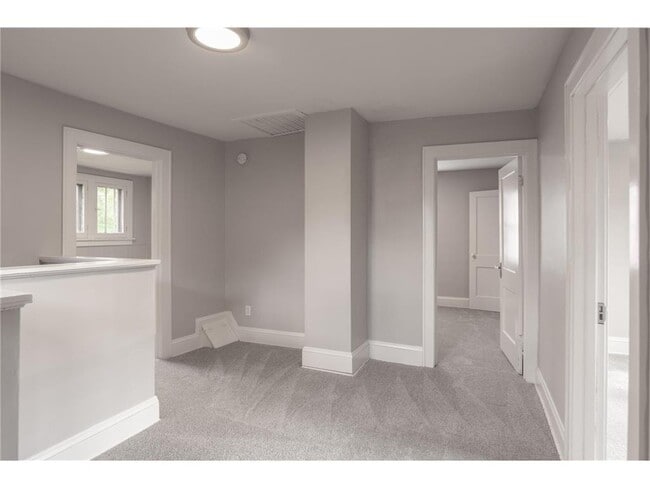 Building Photo - 4020 Emerson Ave N