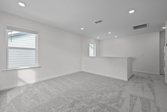 Building Photo - 1349 Underbrush Dr