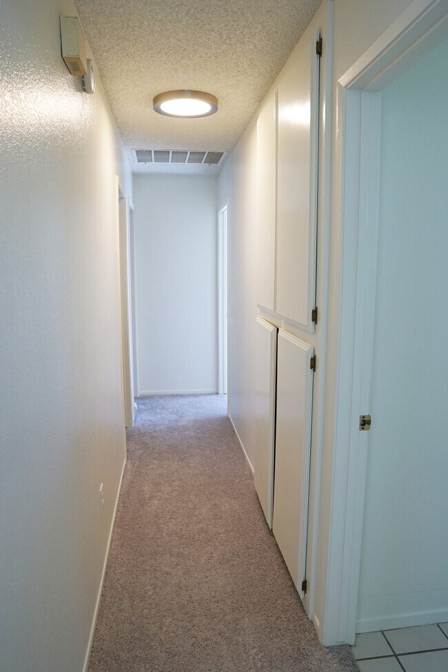 Building Photo - 68295 Risueno Rd