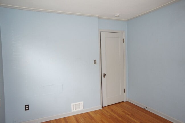 Building Photo - NE Portland Alberta Arts 3-bedroom Bungalow