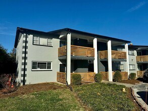 Building Photo - New Management Installing Over $100K in Improvements! Come see!