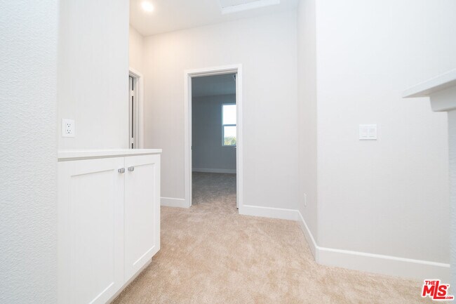 Building Photo - 3015 Tallahassee Ln