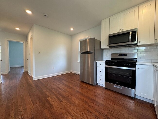 Building Photo - 9405 Rhode Island Ave