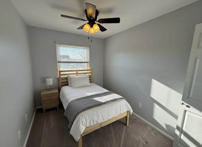 Building Photo - Spacious 4BR Home with Garage in Northeast Philadelphia