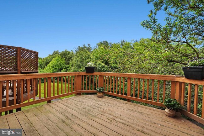 Building Photo - 44030 Gala Cir