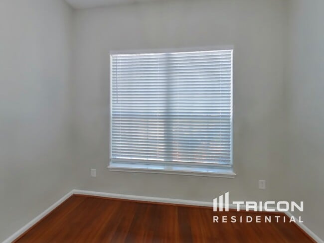 Building Photo - 3582 White Cow Ct