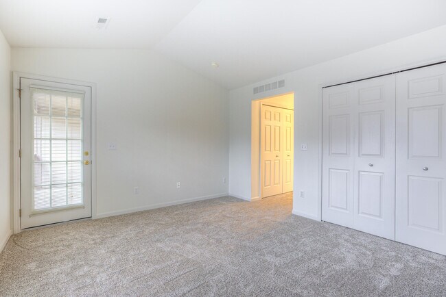 Building Photo - 28471 Carlton Way Dr