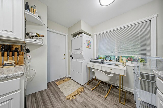 Building Photo - 1942 Tall Oaks Dr